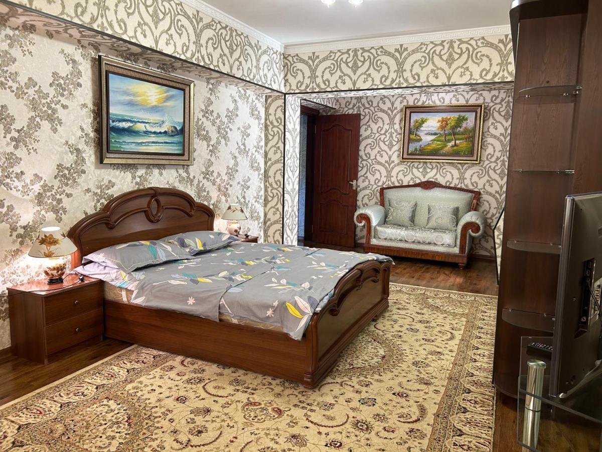 Comfort 2 Room Apartment City Center Tsum 塔什干 外观 照片